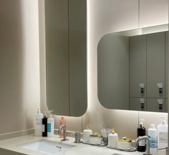 韓國shinebom皮膚科怎麼樣?超平價皮膚科之一,金相佑院長和洪珠銑醫生主打光電抗衰&注射,一人一診模式插图3 韓國shinebom皮膚科怎麼樣?超平價皮膚科之一,金相佑院長和洪珠銑醫生主打光電抗衰&注射,一人一診模式插图3